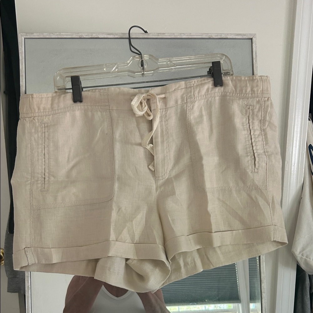 Lou & Grey Cream High-Rise Linen Drawstring Shorts
